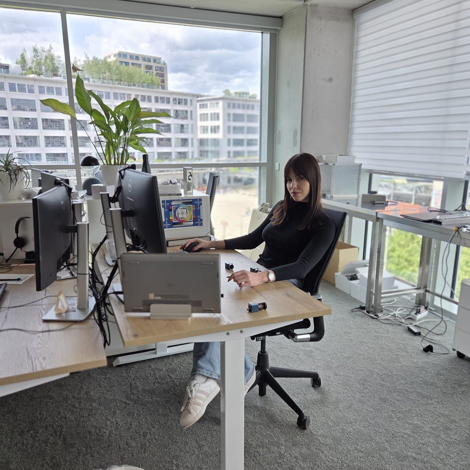 Sales application engineer - Iryna Lepska Sales application engineer - Iryna Lepska